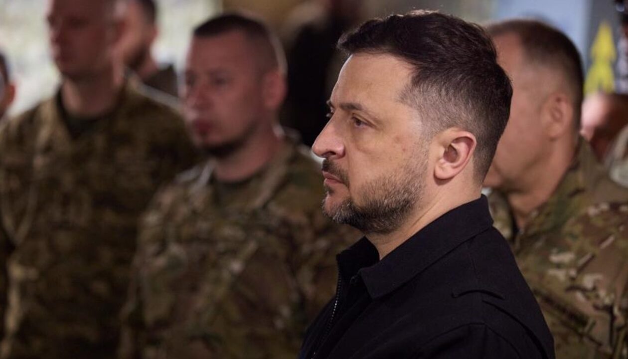 Зеленський прибув на південний фронт