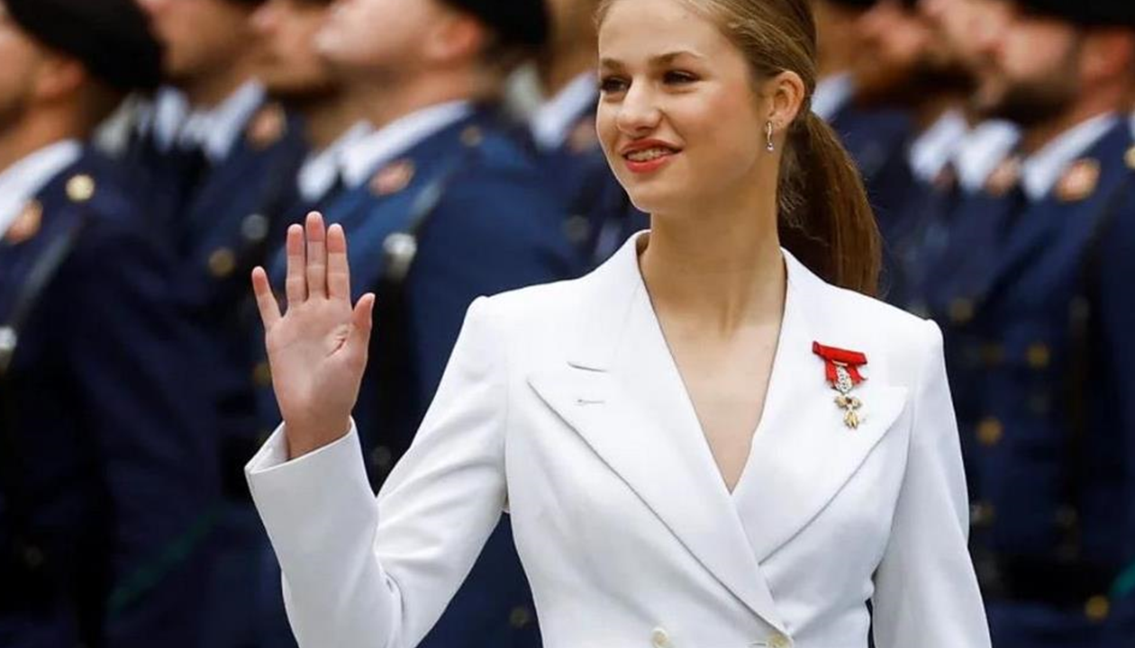Вперше в історії: спадкоємиця престолу Іспанії стала десантницею