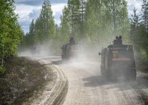 НАТО через Росію посилює оборону "новачків"