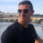 Німець за хвилину з’їв понад кілограм меду і потрапив до Книги Гіннеса