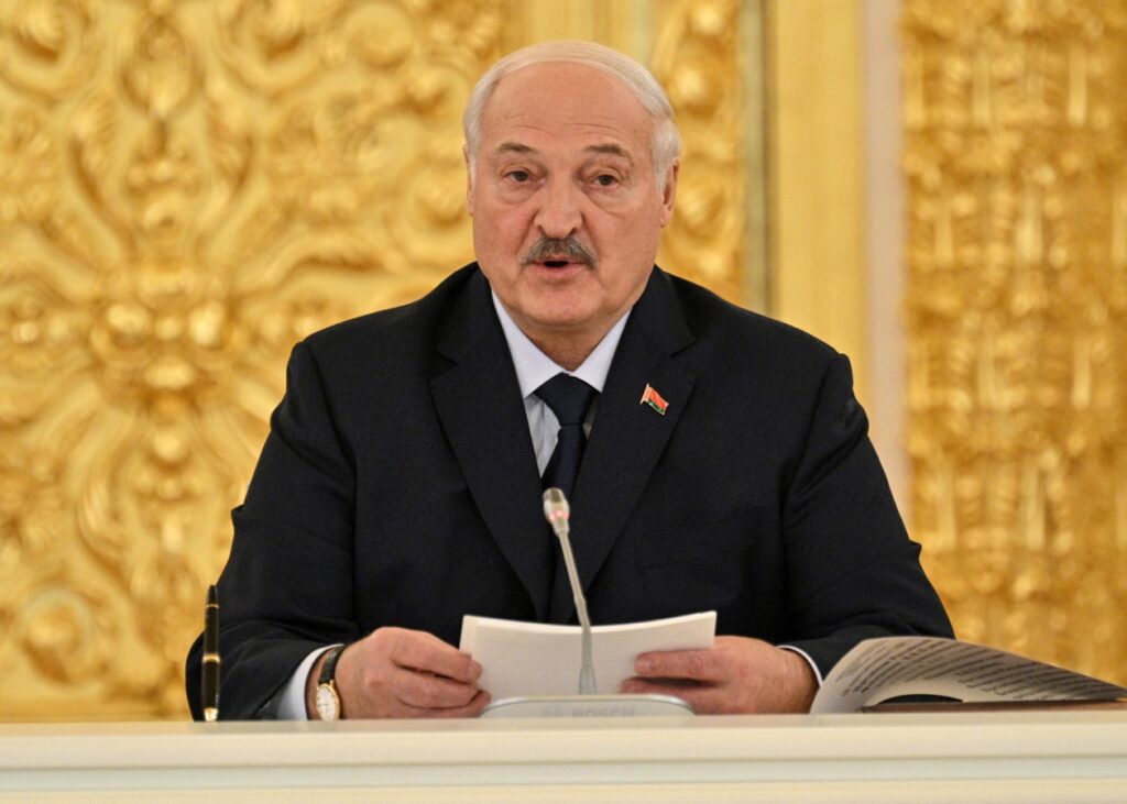 Лукашенко вибачився перед Зеленським за свої слова