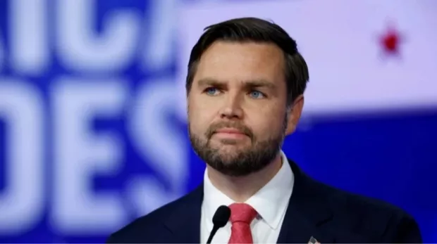 Москву жахає "колись свій" Венс: Віцепрезидент США заявив, що можливості росіян у наступальних операціях наближаються до нуля