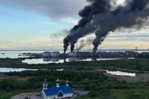 Путінський форум під акомпанемент українських дронів