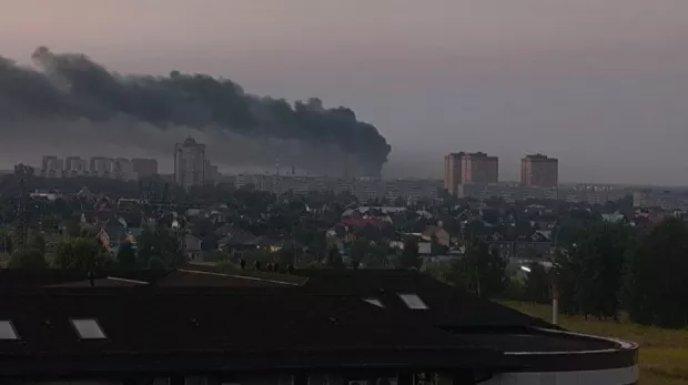 Вже щось добре палає: У Москві скаржаться на атаку безпілотників на столичний регіон РФ