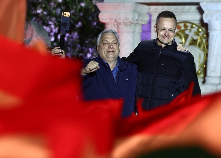 СюжетДемонтаж влади Орбана. Зміни в Угорщині
