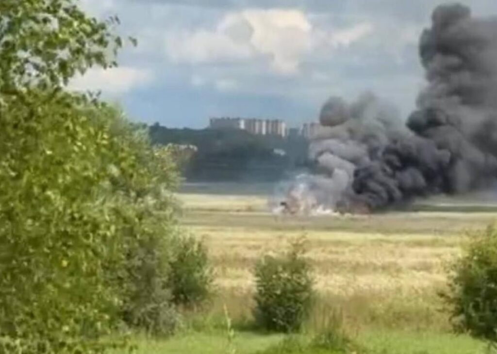 Під Москвою розбився військовий літак Су-57