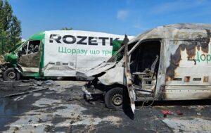 Сотні працівників не встигли евакуюватися: Російський дрон влучив у склад Rozetka: є загиблий і поранені