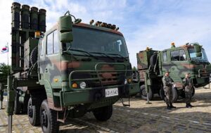 Спільний ворог не спонукає малодушних. Уряд Південної Кореї не поспішає: Що відповіли на прохання Зеленського щодо ППО