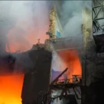 Удар по Запоріжжю перетворив житловий будинок на вогняну пастку (фото)