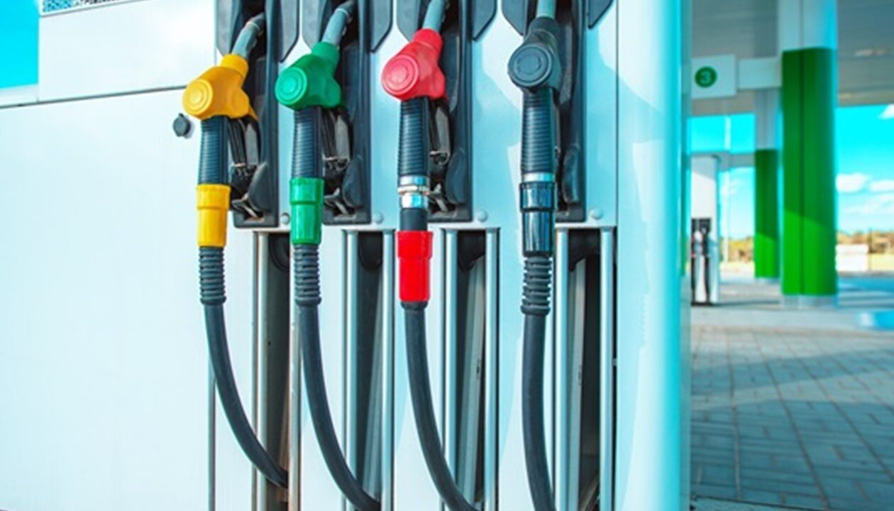 АЗС в Україні вводять ліміт на продаж дизеля - ЗМІ