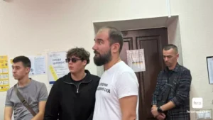 А починав з крадіжки кількох пляшок пива... Обраного від "Слуги народу" нардепа Юрченка за хабарництво засудили до дев'яти років ув'язнення з конфіскацією майна