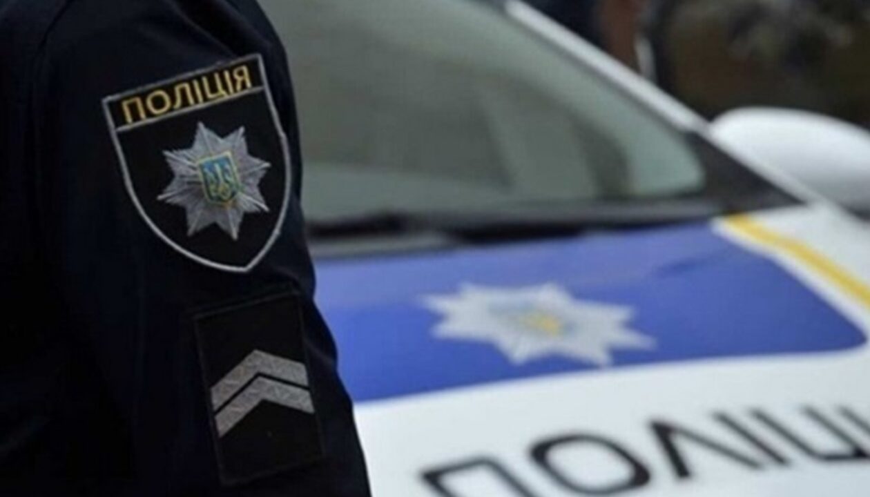 Киянина оштрафували за прогулянку яхтою по Дніпру