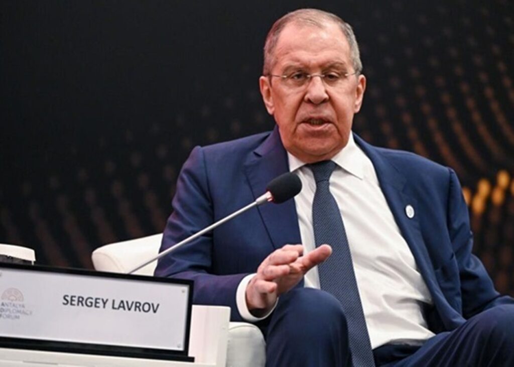 "За заслуги перед державою": у родини Лаврова знайшли громадянство ОАЕ