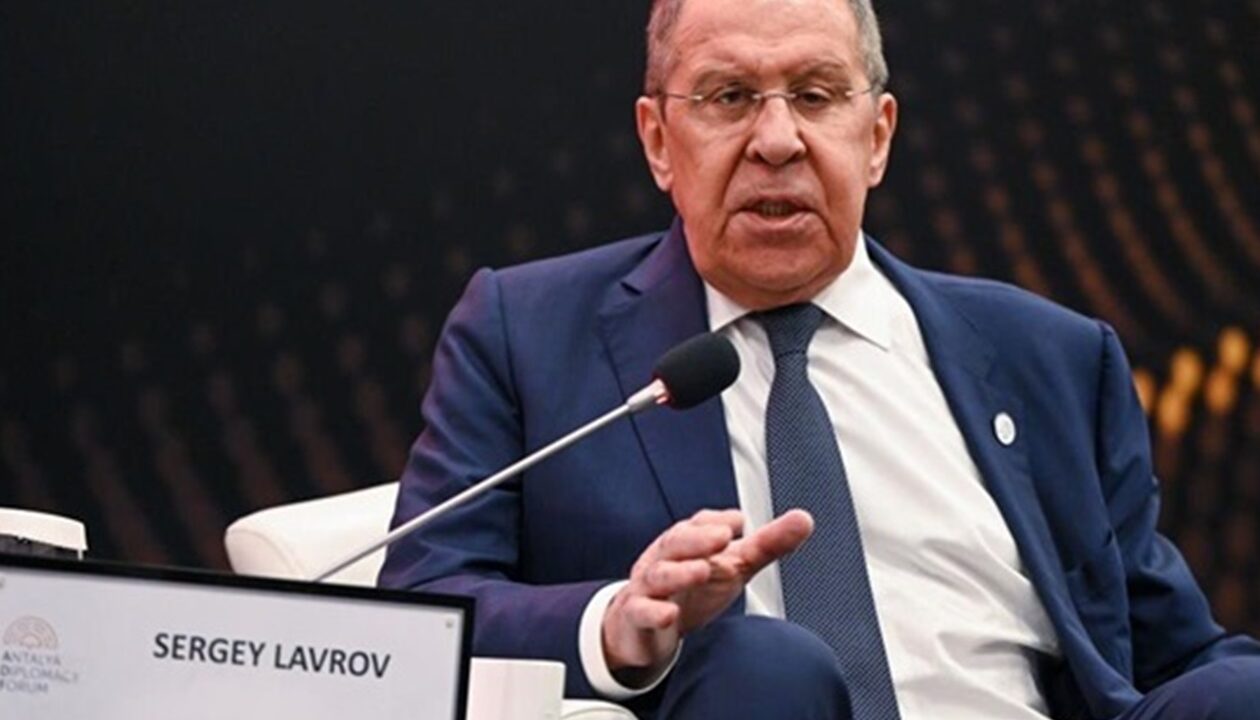 "За заслуги перед державою": у родини Лаврова знайшли громадянство ОАЕ