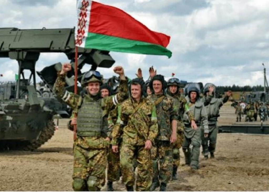 Білорусь стягнула до Сувальського коридору війська